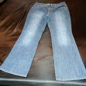 Women's Fashion Bug Jeans Size 14 Tall